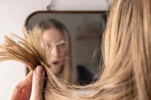 مزایای دیتاکس مو در سالن زیبایی مستانه خسروی
